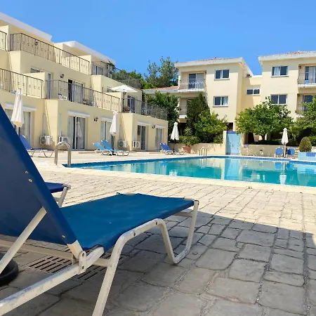 Apartment Nicki Resort: Cozy Studio Pool View Polis